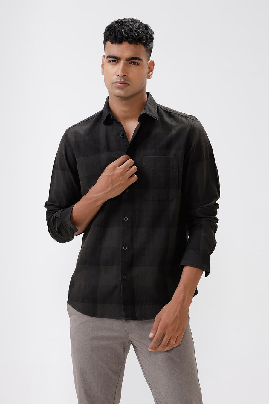 BASICS SLIM FIT FOREST GREEN COTTON HERRINGBONE CHECKS SHIRT