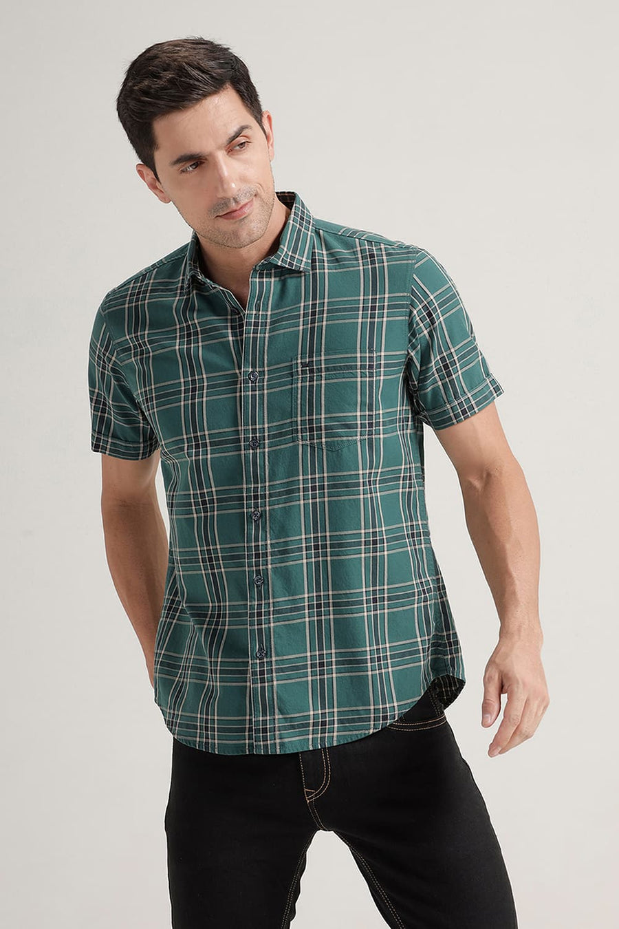 BASICS SLIM FIT GREEN IVY TWILL CHECKS HALFSLEEVES SHIRT