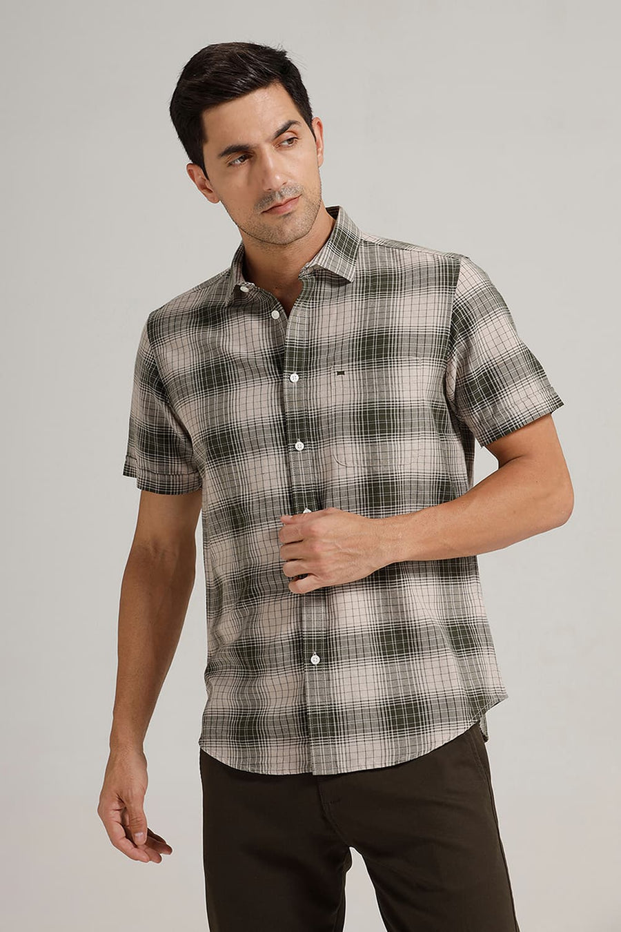 BASICS SLIM FIT FOREST OLIVE COTTON LINEN CHECKS HALFSLEEVES SHIRT