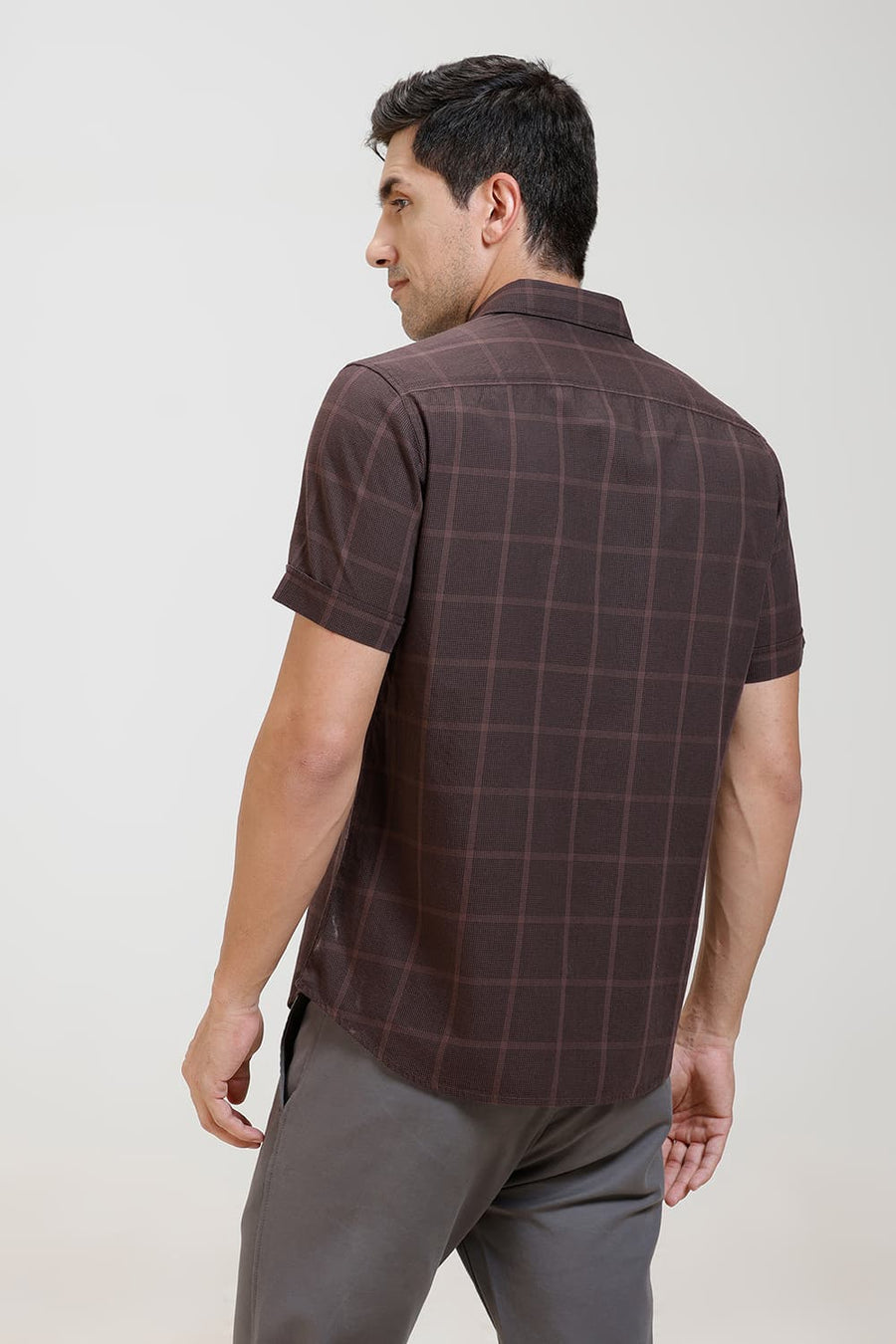 BASICS SLIM FIT FUDGY MAROON TWILL CHECKS HALFSLEEVES SHIRT