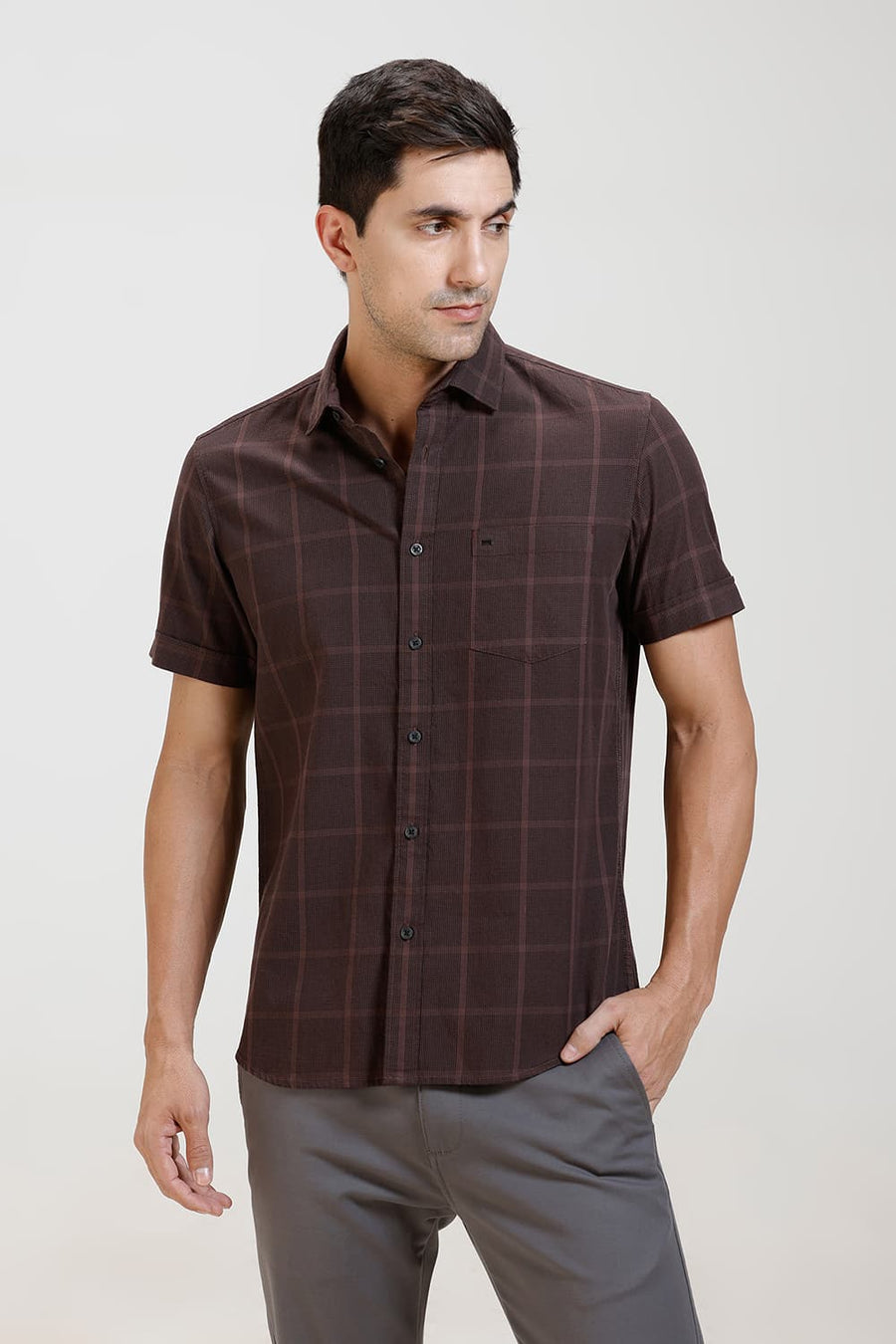 BASICS SLIM FIT FUDGY MAROON TWILL CHECKS HALFSLEEVES SHIRT