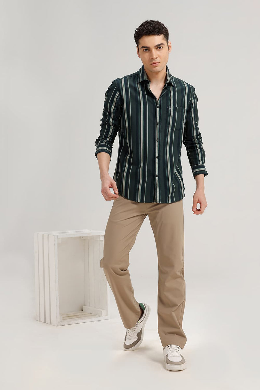 BASICS SLIM FIT MOUNTAIN GREEN COTTON HERRING BONE STRIPE SHIRT