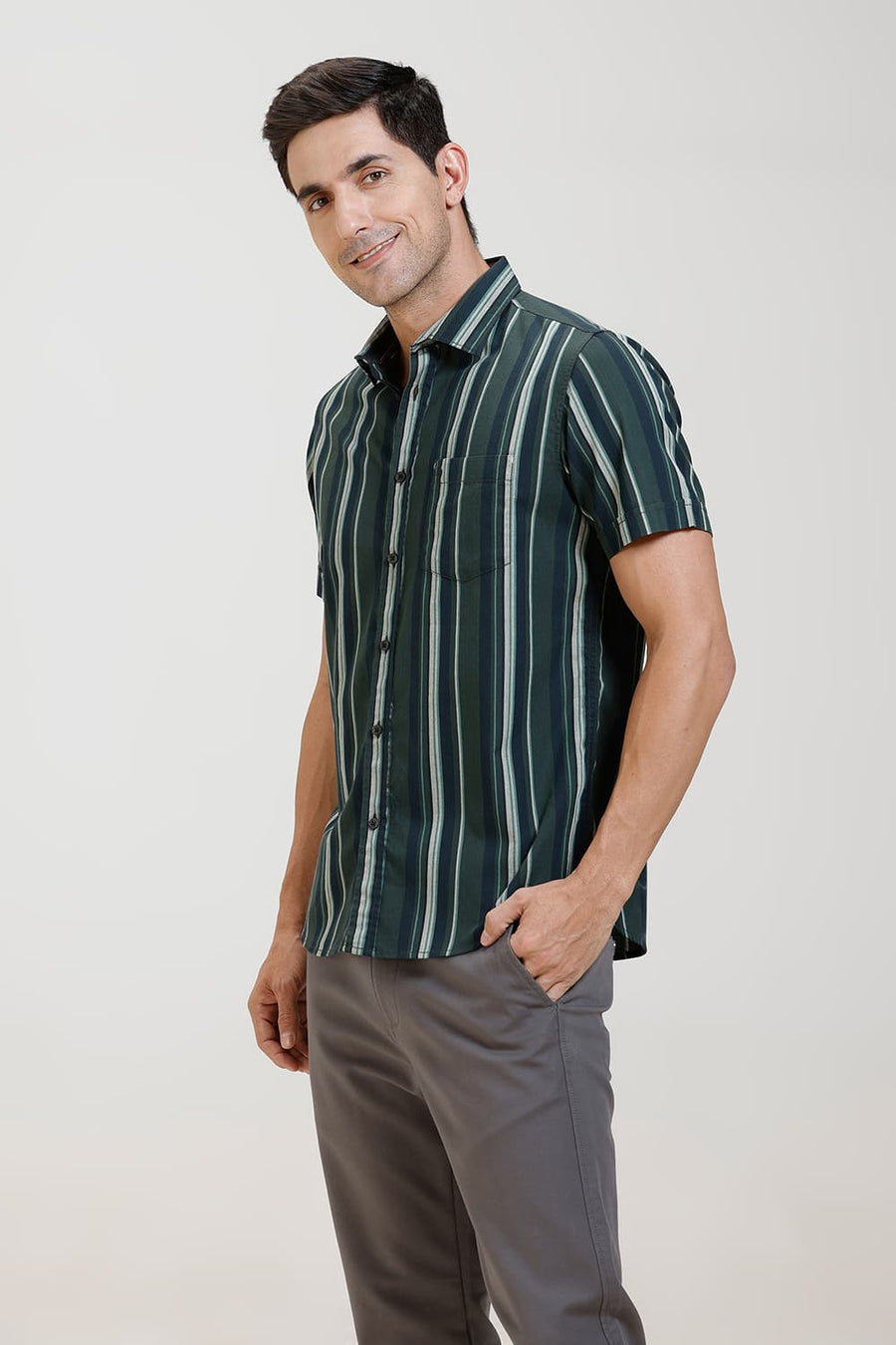 BASICS SLIM FIT MOUNTAIN GREEN COTTON HERRING BONE STRIPE HALFSLEEVES SHIRT