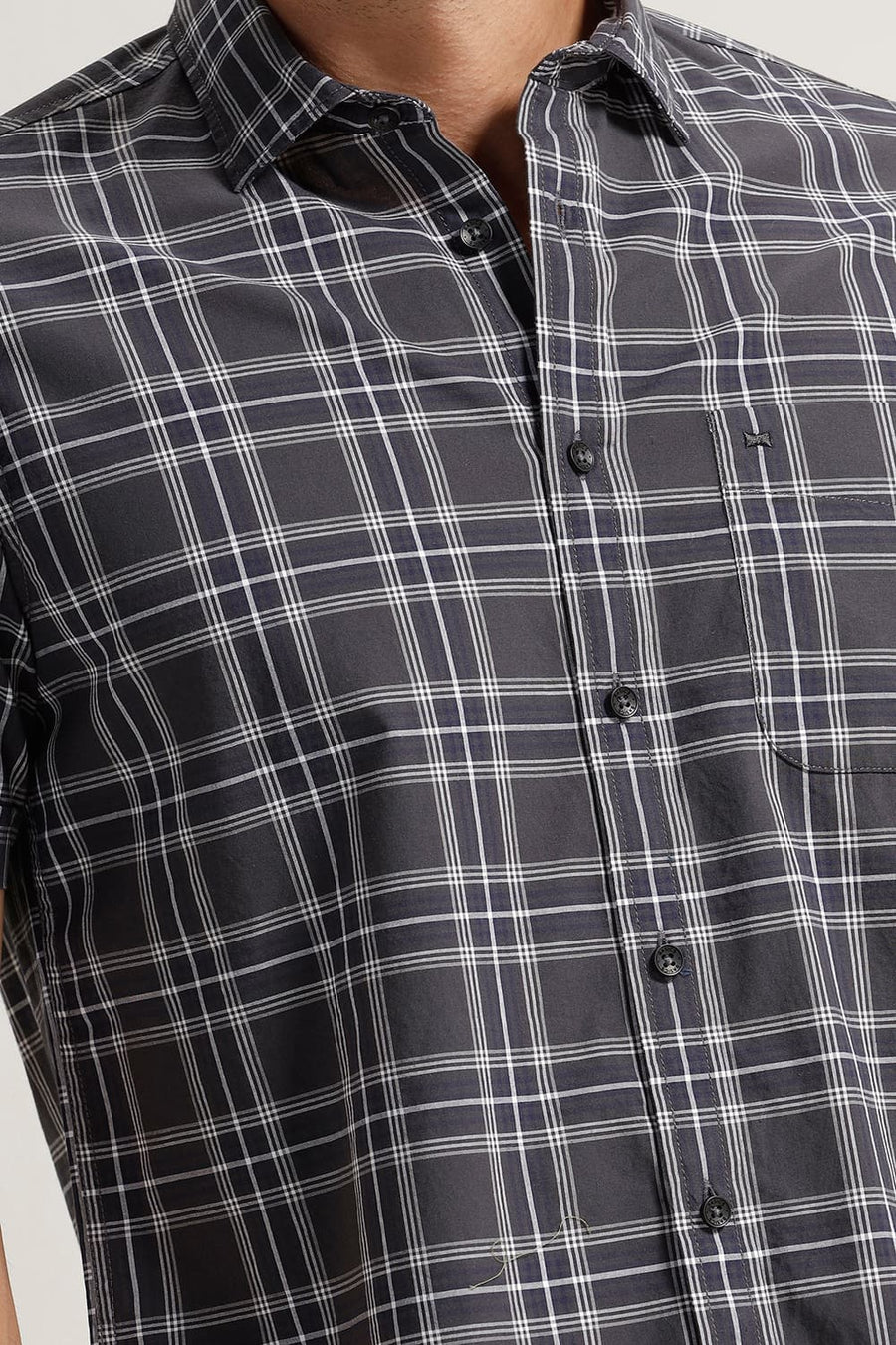 BASICS SLIM FIT CARBON GREY COTTON CHECKS HALFSLEEVES SHIRT