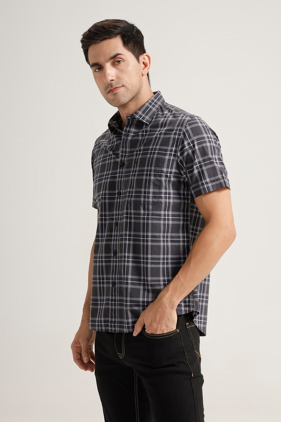BASICS SLIM FIT CARBON GREY COTTON CHECKS HALFSLEEVES SHIRT