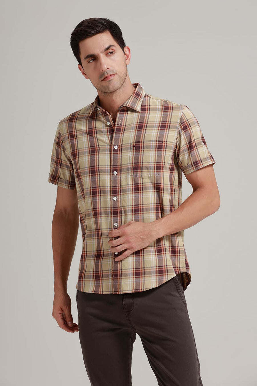 BASICS SLIM FIT KHAKI SAND TWILL CHECKS HALFSLEEVES SHIRT