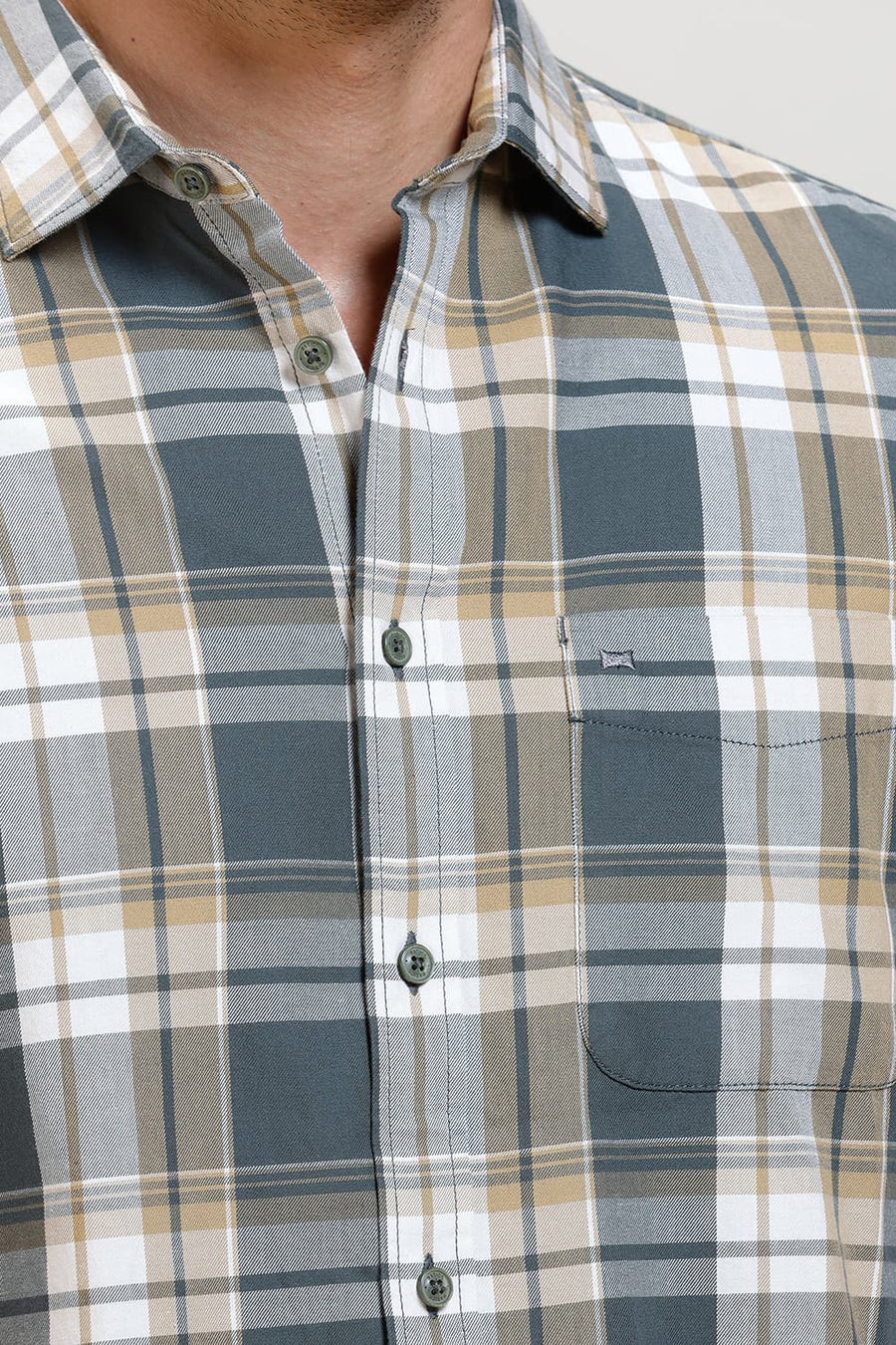BASICS SLIM FIT GATE GREY TWILL CHECKS HALFSLEEVES SHIRT