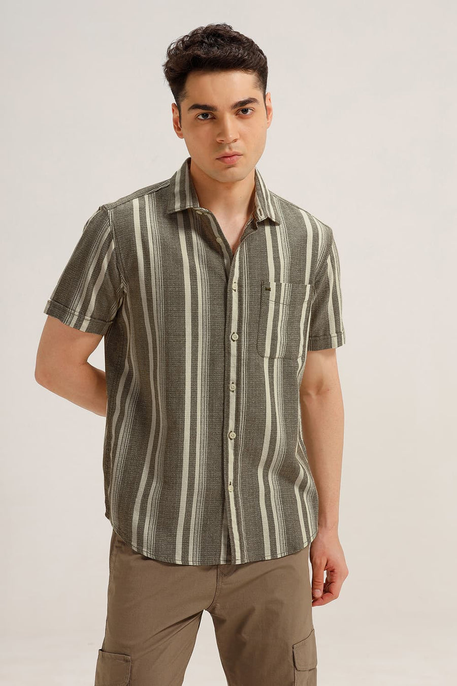 BASICS SLIM FIT OLIVE CAPERS COTTON HOPSACK STRIPE HALFSLEEVES SHIRT