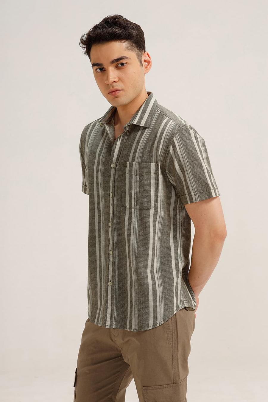 BASICS SLIM FIT OLIVE CAPERS COTTON HOPSACK STRIPE HALFSLEEVES SHIRT