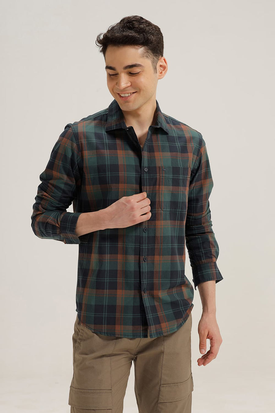 BASICS SLIM FIT GARGEN NAVY COTTON CHECKS SHIRT