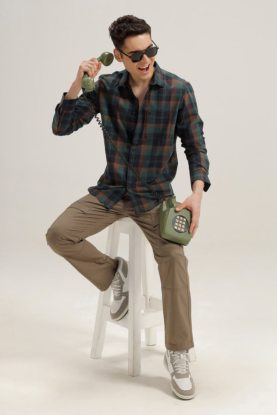 BASICS SLIM FIT GARGEN NAVY COTTON CHECKS SHIRT