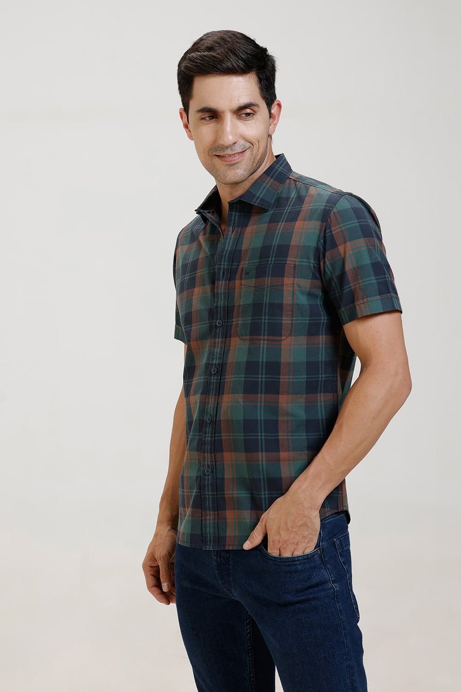 BASICS SLIM FIT GARGEN NAVY COTTON CHECKS HALFSLEEVES SHIRT