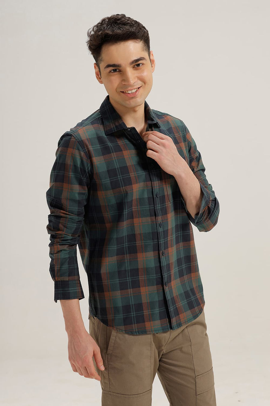 BASICS SLIM FIT GARGEN NAVY COTTON CHECKS SHIRT