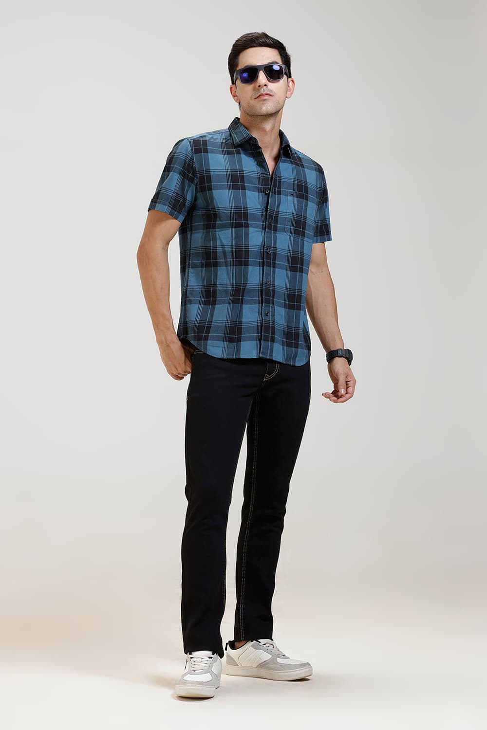 SLIM FIT COTTON HERRING BONE CHECKS HALFSLEEVES SHIRT