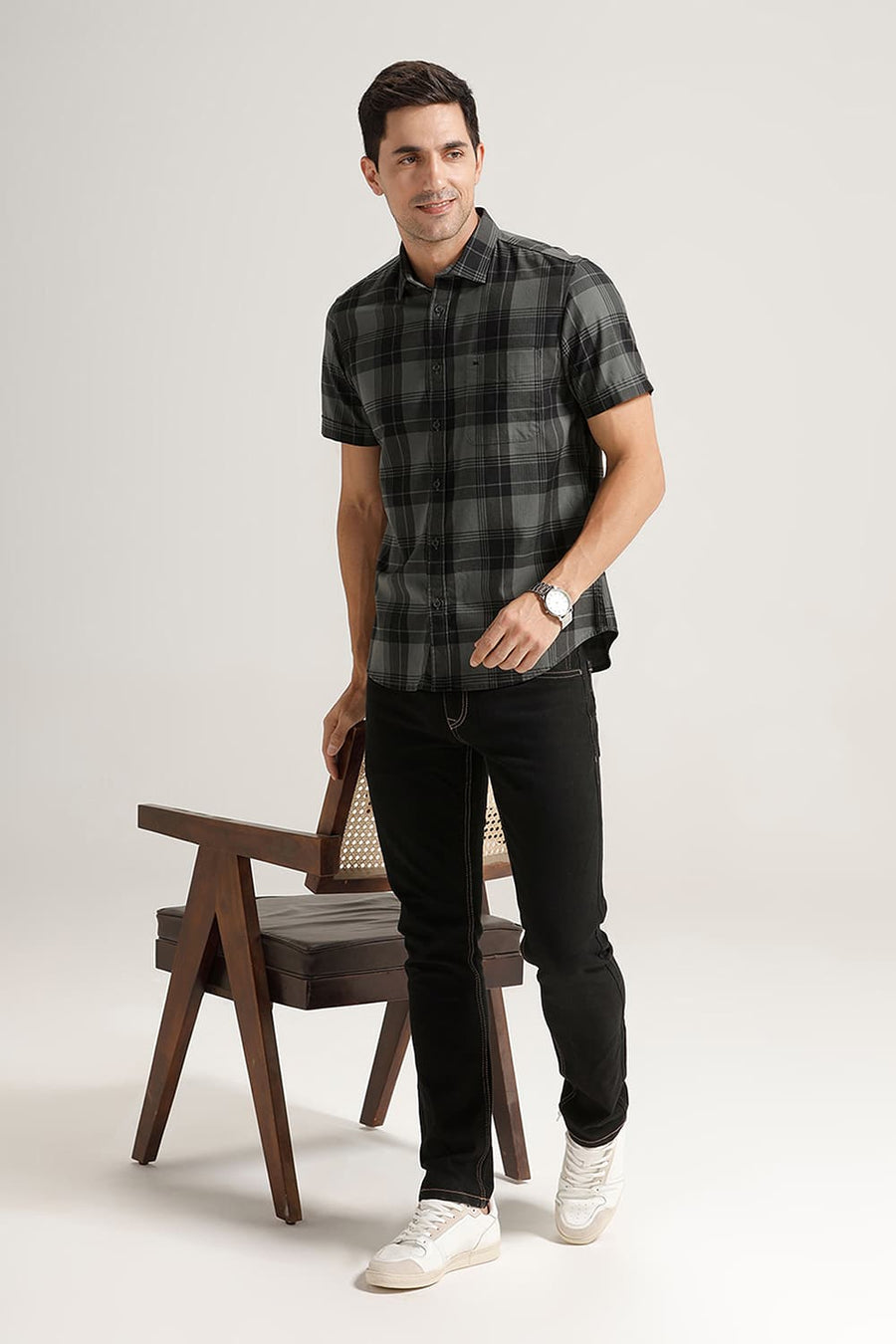 BASICS SLIM FIT IRON GREY COTTON HERRING BONE CHECKS HALFSLEEVES SHIRT