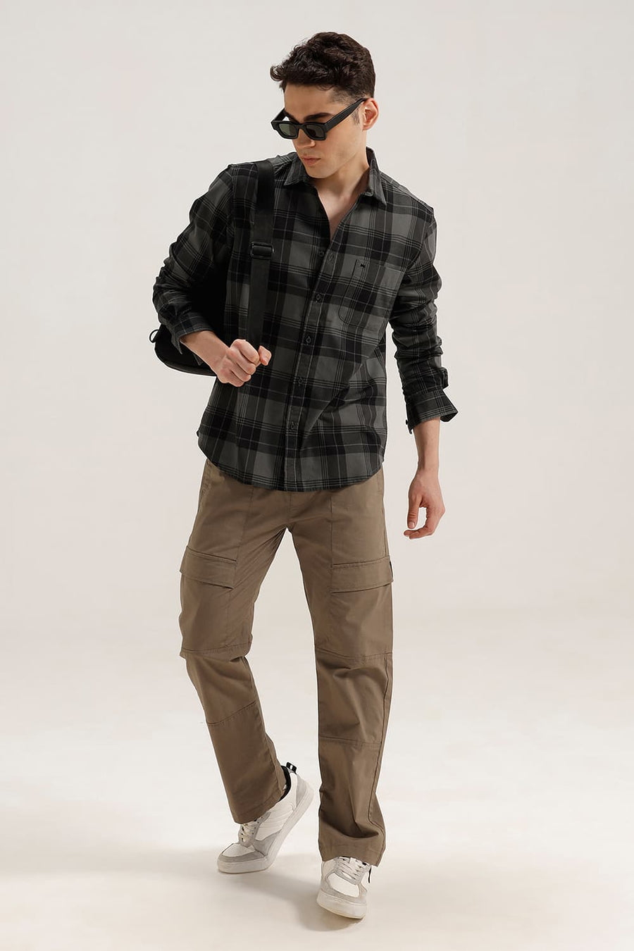BASICS SLIM FIT IRON GREY COTTON HERRING BONE CHECKS SHIRT