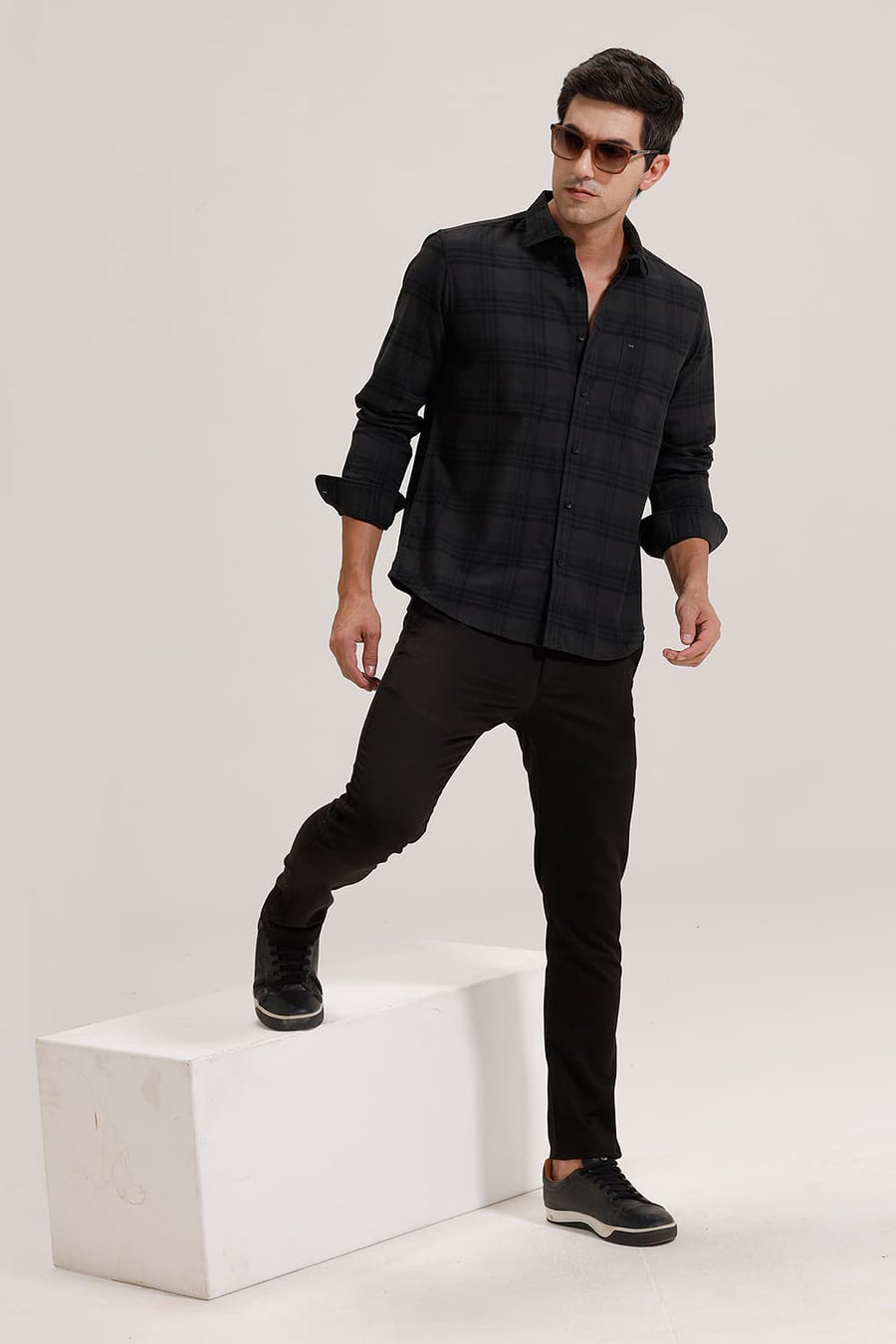 BASICS SLIM FIT GREY VELVET COTTON HERRING BONE CHECKS SHIRT