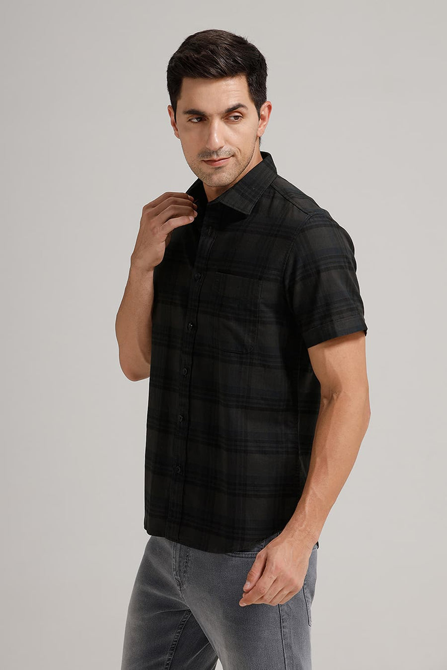 BASICS SLIM FIT GREY VELVET COTTON HERRING BONE CHECKS HALFSLEEVES SHIRT