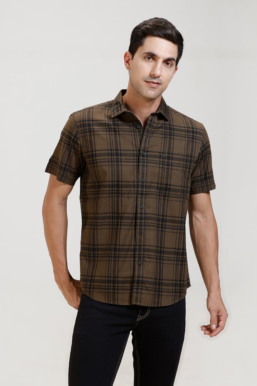 BASICS SLIM FIT CUB BROWN COTTON HERRING BONE CHECKS HALFSLEEVES SHIRT