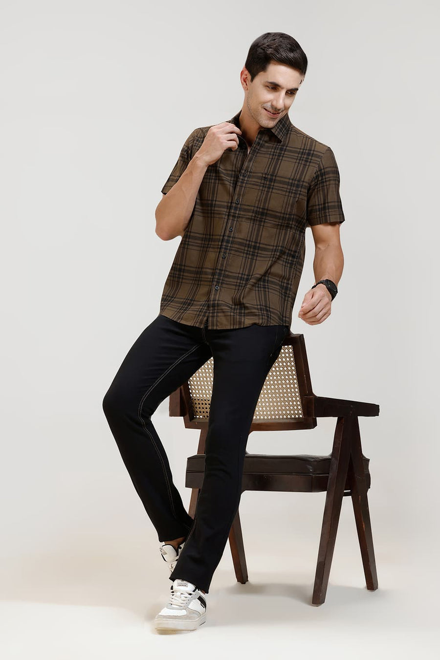 BASICS SLIM FIT CUB BROWN COTTON HERRING BONE CHECKS HALFSLEEVES SHIRT