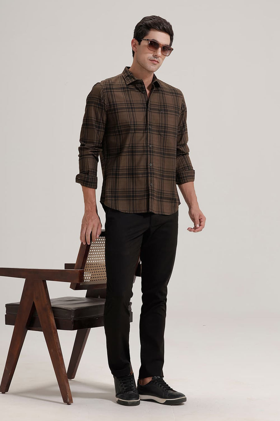 BASICS SLIM FIT CUB BROWN COTTON HERRING BONE CHECKS SHIRT