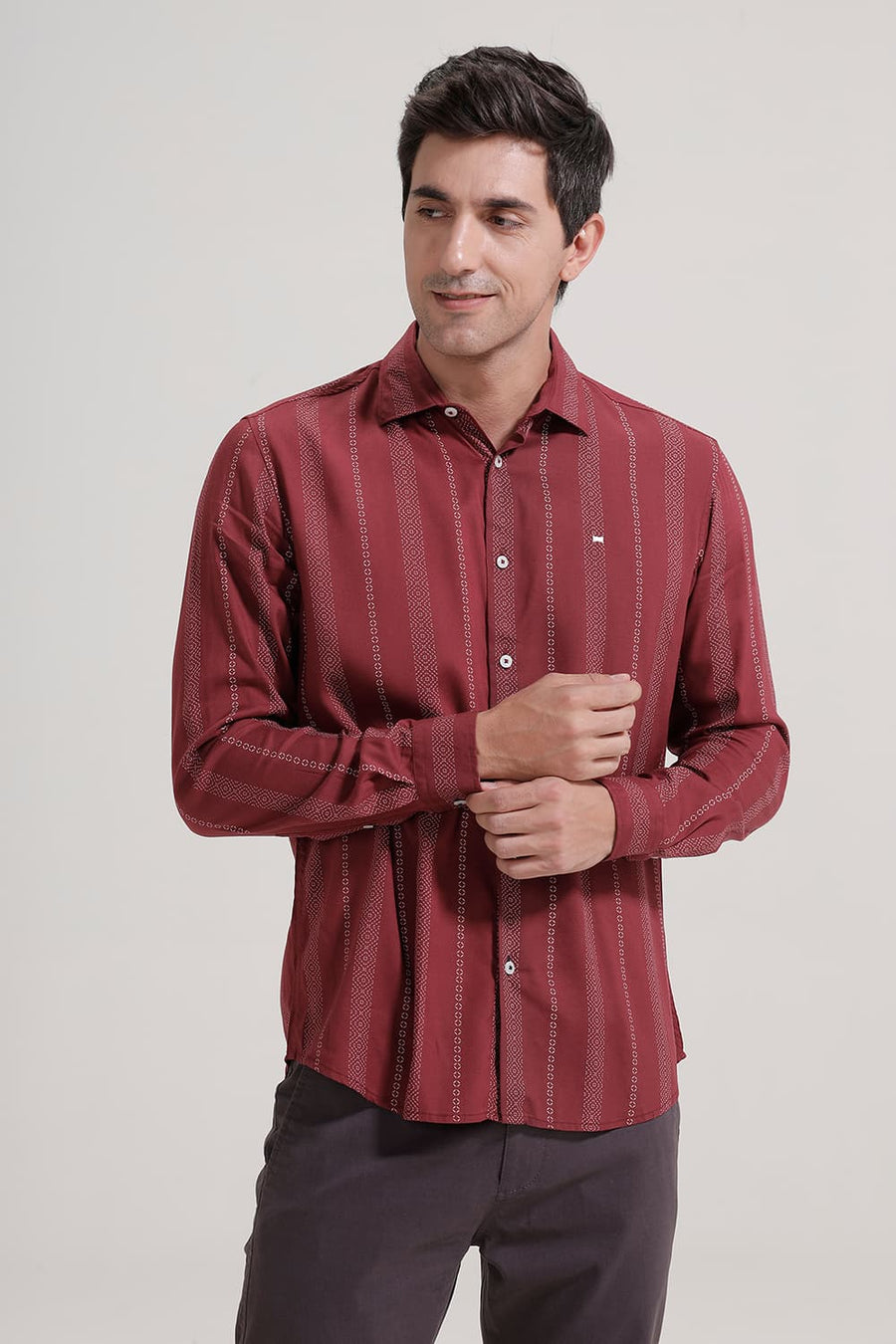 BASICS SLIM FIT MAROON VINEYARD VISCOSE PRINTED STRIPE SHIRT
