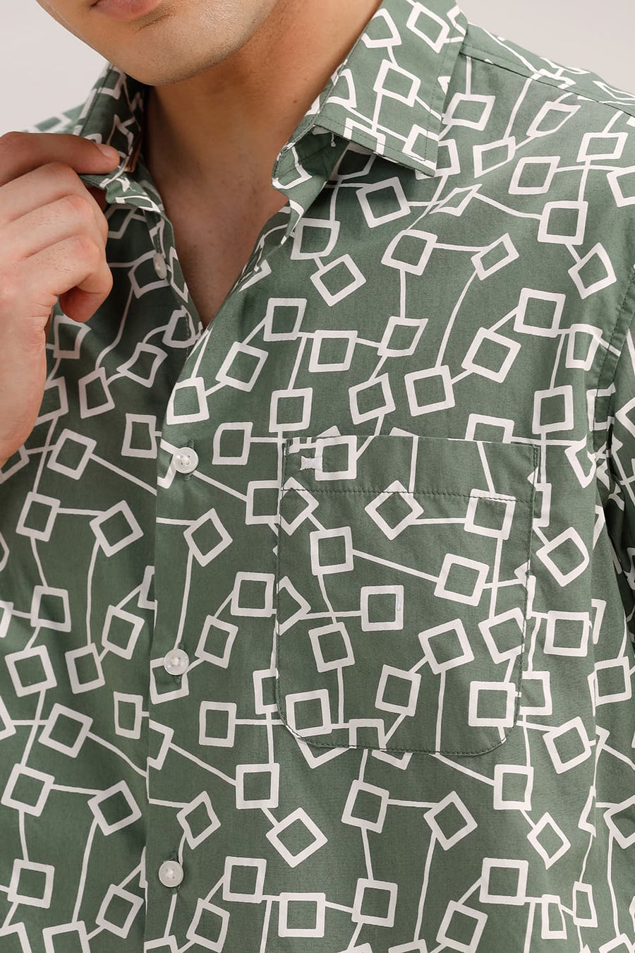 BASICS SLIM FIT FROSTY GREEN COTTON POPLIN PRINTED HALFSLEEVES SHIRT