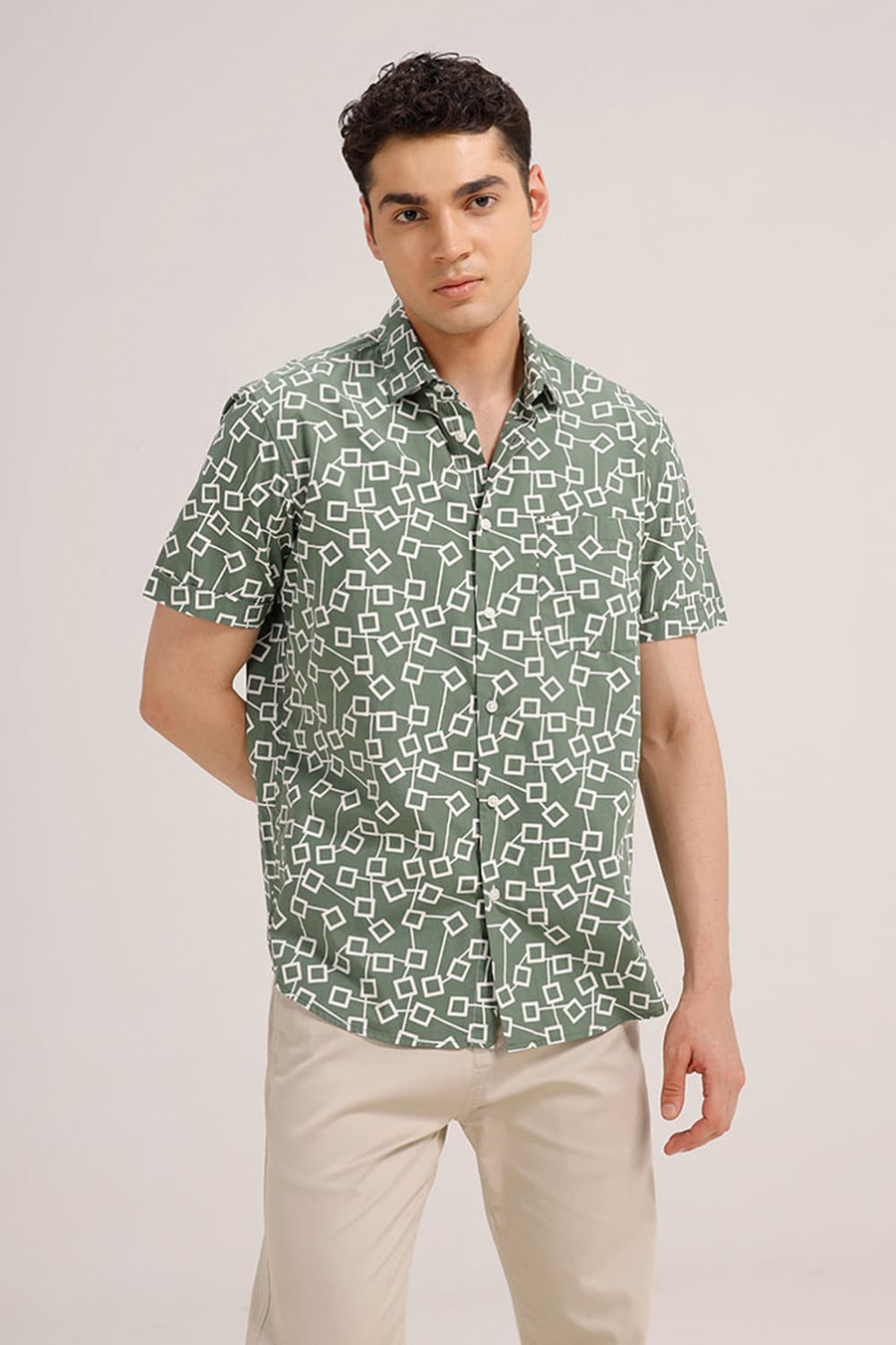 BASICS SLIM FIT FROSTY GREEN COTTON POPLIN PRINTED HALFSLEEVES SHIRT