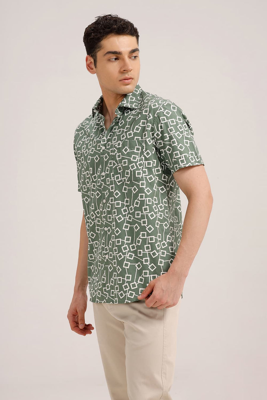 BASICS SLIM FIT FROSTY GREEN COTTON POPLIN PRINTED HALFSLEEVES SHIRT