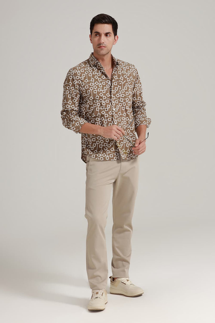 BASICS SLIM FIT CUB BROWN COTTON POPLIN PRINTED SHIRT