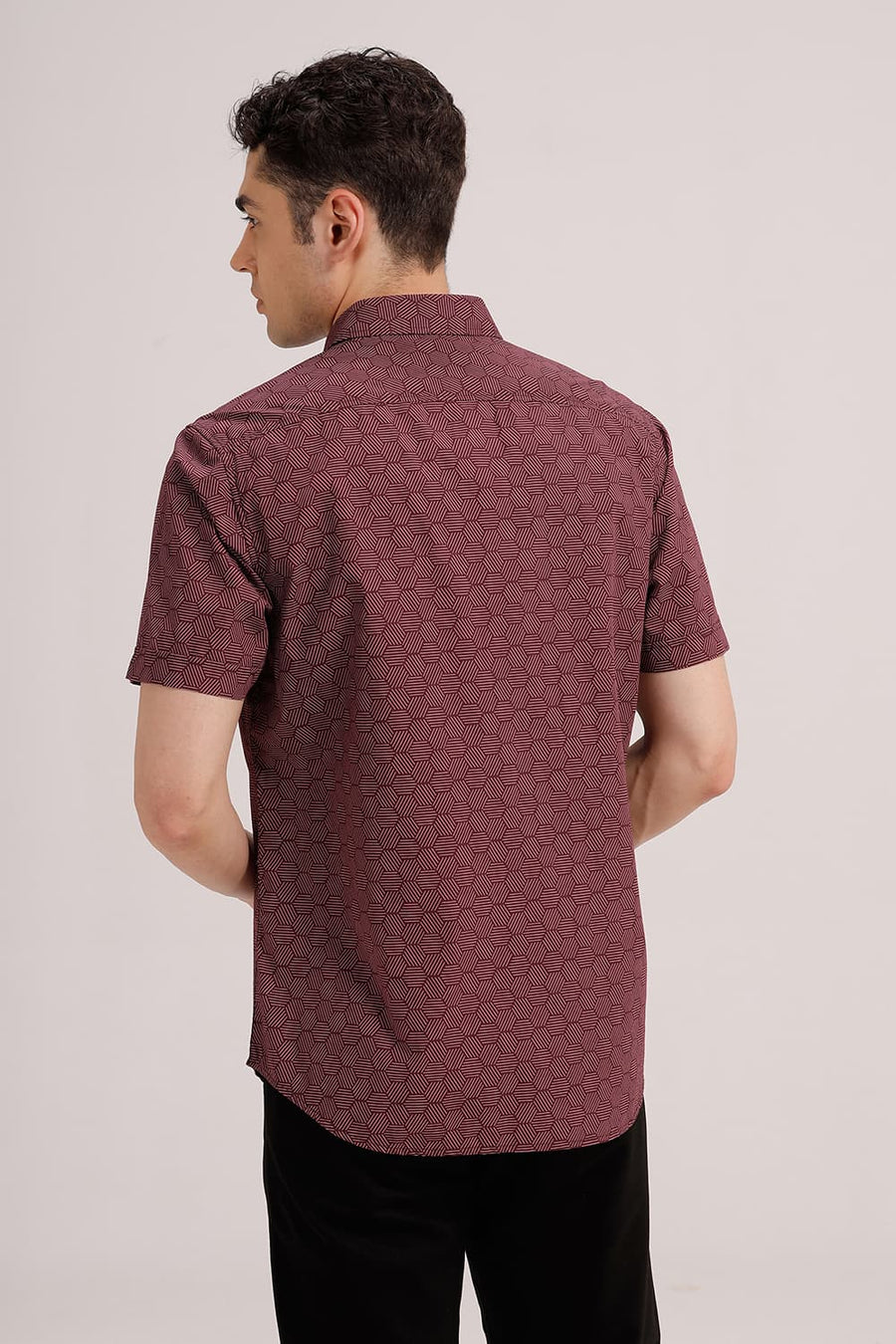 BASICS SLIM FIT POMEGRANATE WINE COTTON POPLIN PRINTED HALFSLEEVES SHIRT