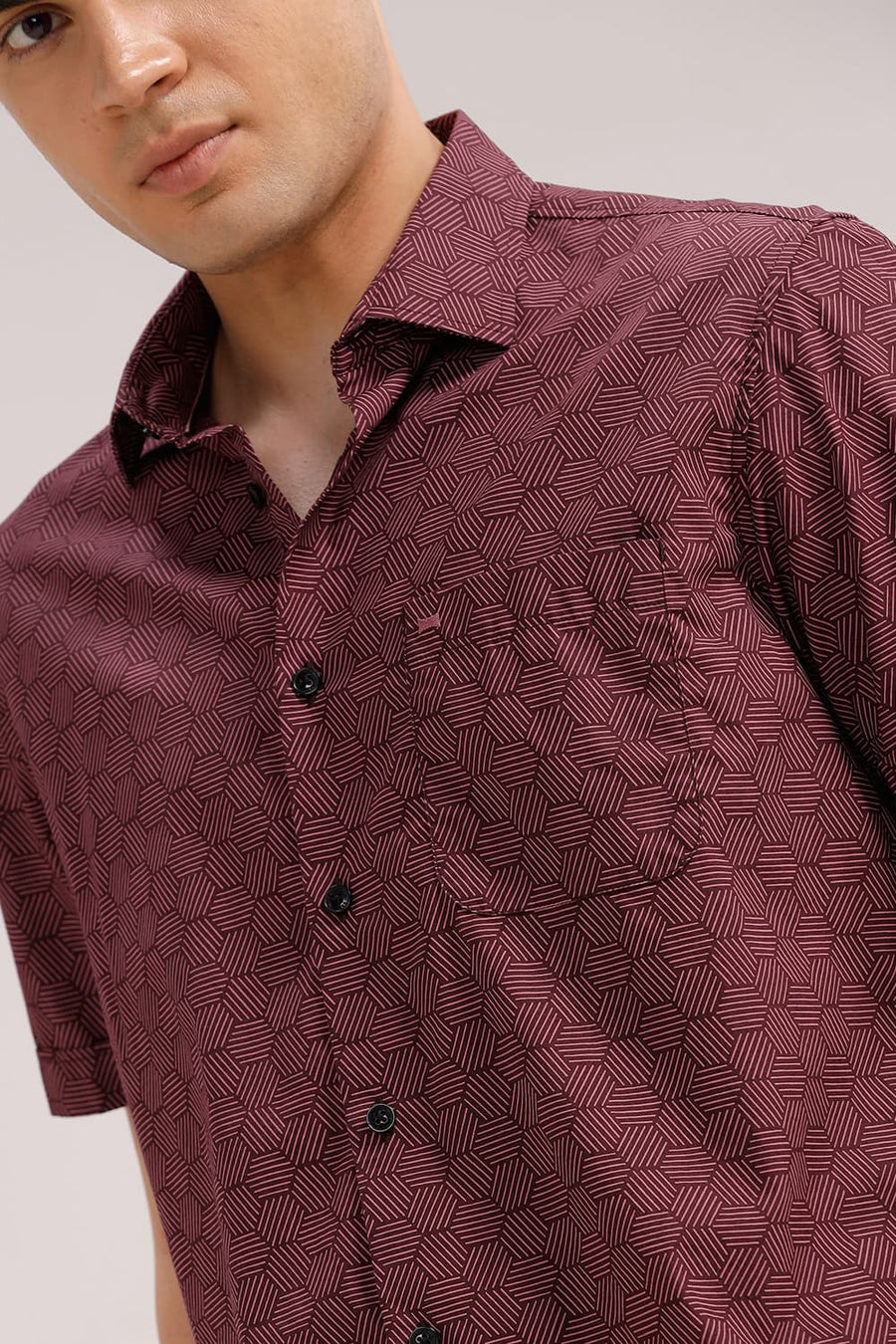 BASICS SLIM FIT POMEGRANATE WINE COTTON POPLIN PRINTED HALFSLEEVES SHIRT