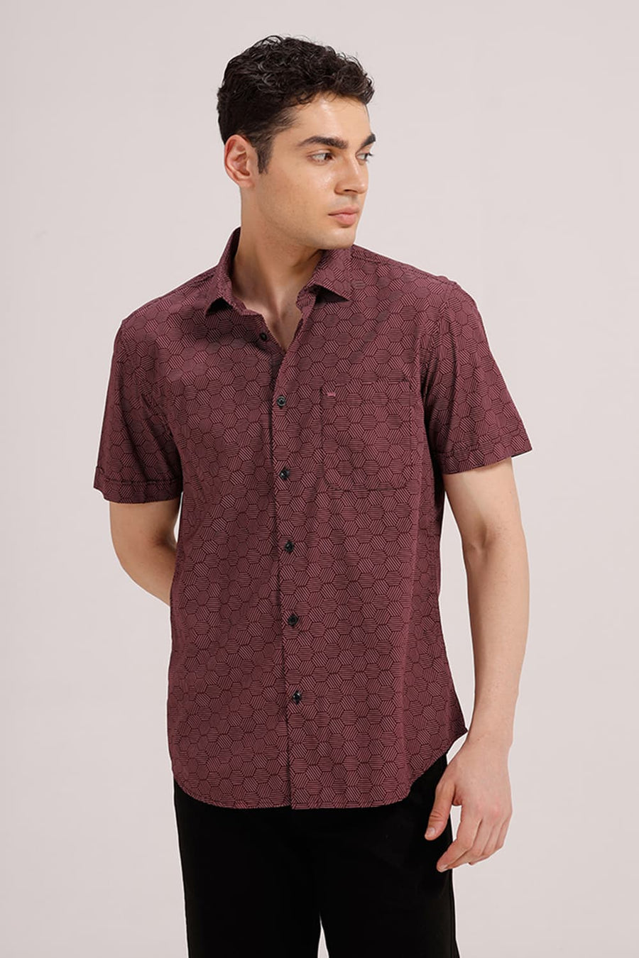 BASICS SLIM FIT POMEGRANATE WINE COTTON POPLIN PRINTED HALFSLEEVES SHIRT
