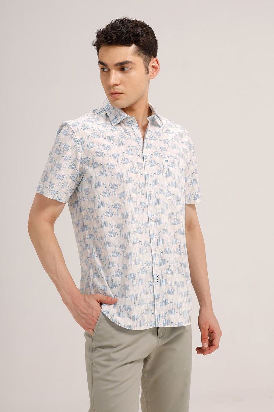 BASICS SLIM FIT INDIGO BLUE COTTON POPLIN PRINTED HALFSLEEVES SHIRT