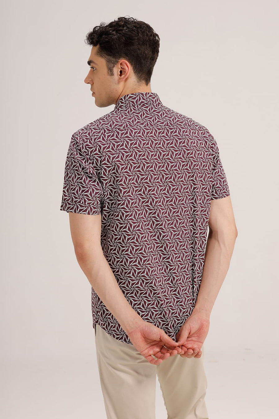BASICS SLIM FIT WINDSOR PURPLE COTTON POPLIN PRINTED HALFSLEEVES SHIRT