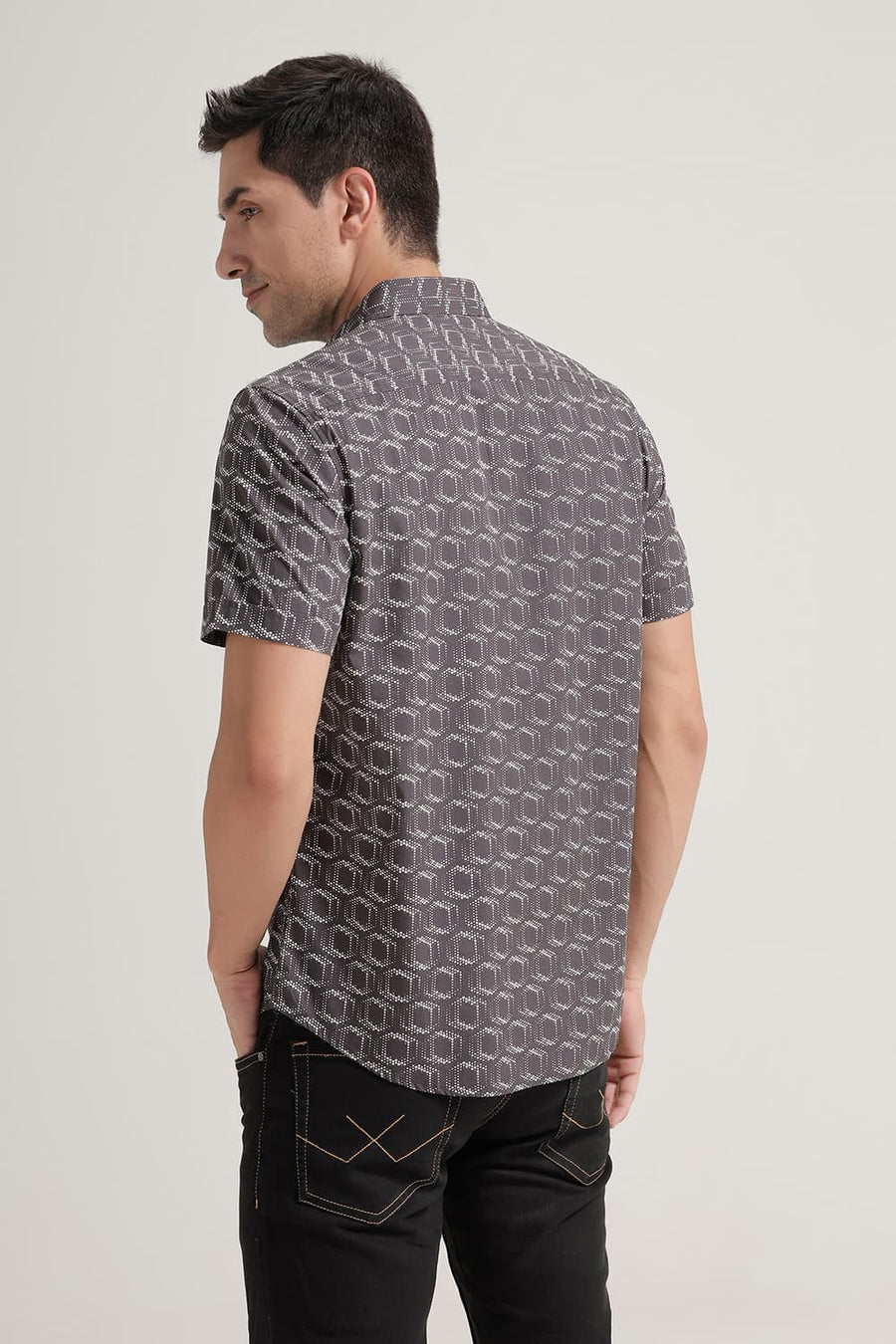 BASICS SLIM FIT CHARCOAL GREY COTTON POPLIN PRINTED HALFSLEEVES SHIRT