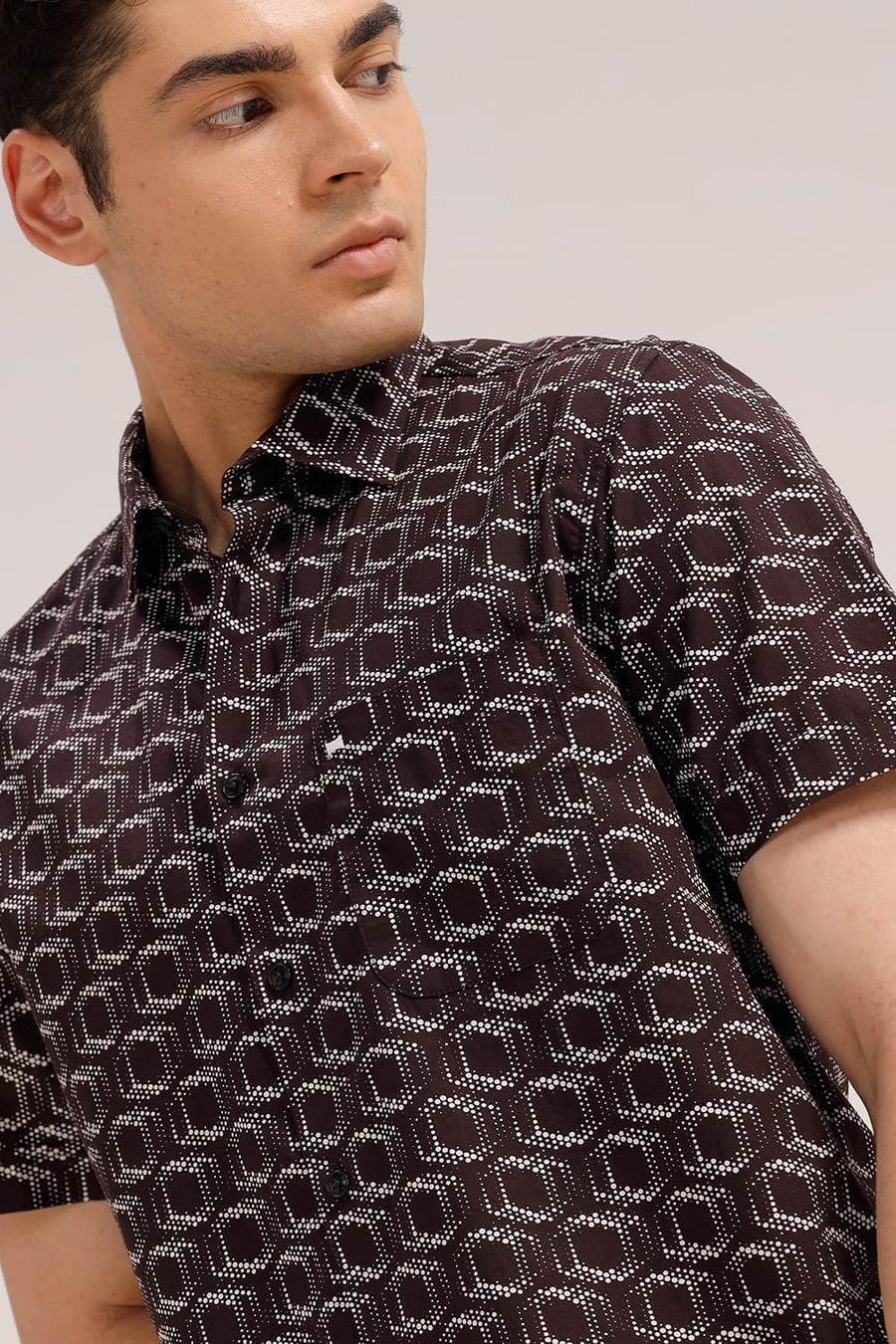 BASICS SLIM FIT CHOCOLATE BROWN COTTON POPLIN PRINTED HALFSLEEVES SHIRT