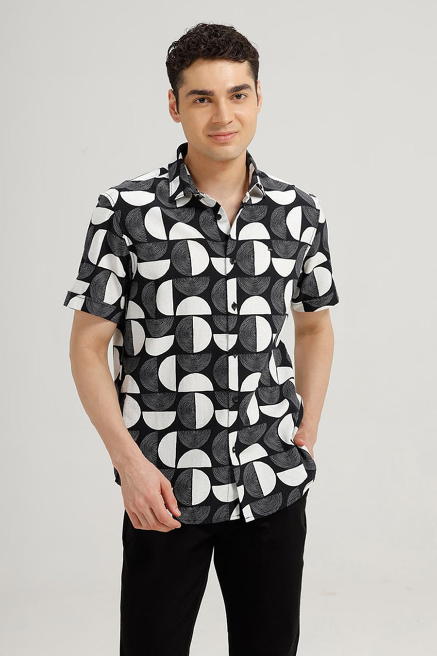 BASICS SLIM FIT BLACK BEAUTY COTTON HOPSACK PRINTED HALFSLEEVES SHIRT