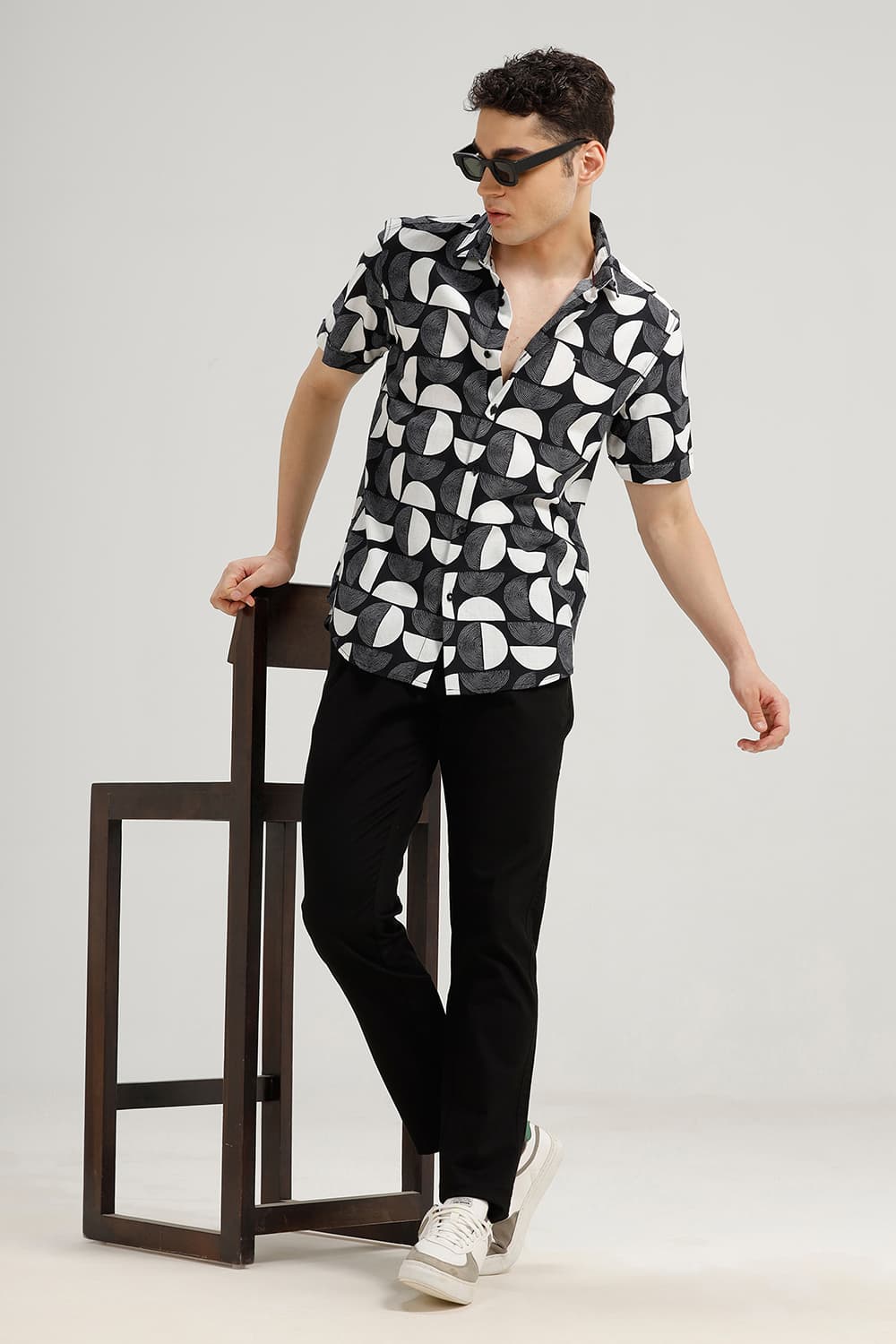 SLIM FIT COTTON HOPSACK PRINTED HALFSLEEVES SHIRT