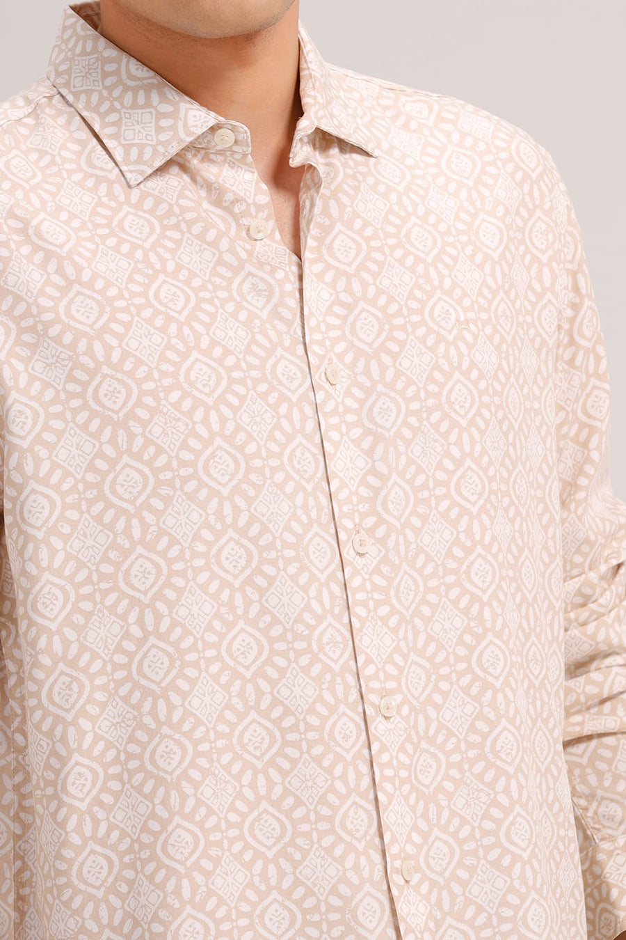 BASICS SLIM FIT MACADAMIA KHAKI VISCOSE PRINTED SHIRT