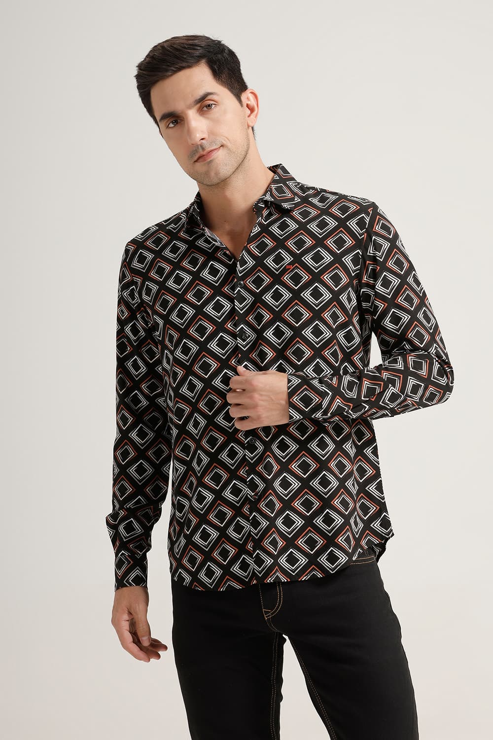 SLIM FIT VISCOSE PRINTED SHIRT