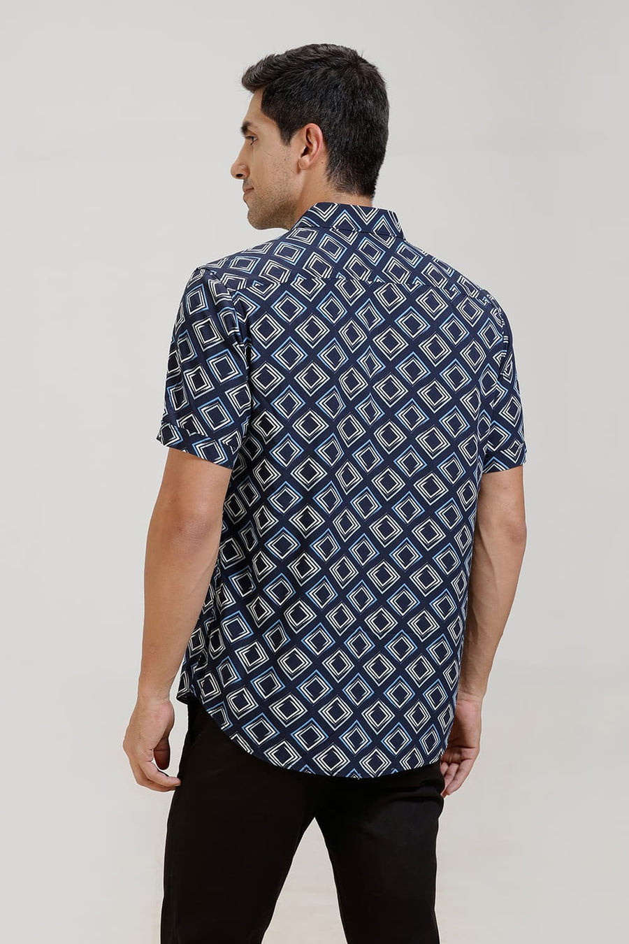 BASICS SLIM FIT TRUE NAVY VISCOSE PRINTED HALFSLEEVES SHIRT