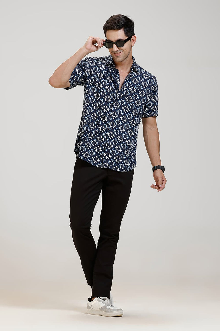 BASICS SLIM FIT TRUE NAVY VISCOSE PRINTED HALFSLEEVES SHIRT