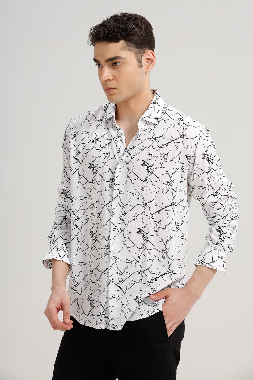 SLIM FIT VISCOSE PRINTED SHIRT