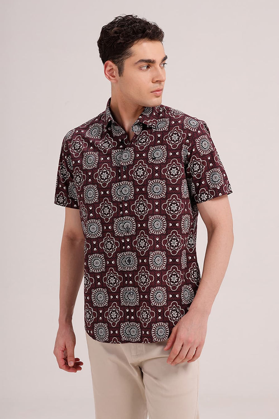 BASICS SLIM FIT MAROON WINE COTTON POPLIN PRINTED HALFSLEEVES SHIRT