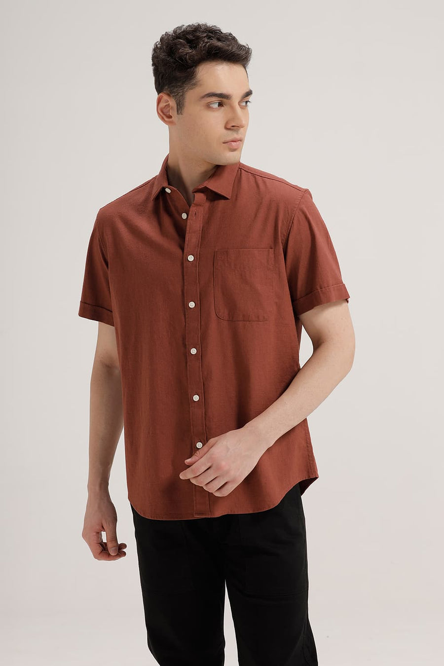BASICS SLIM FIT ROASTED BRICK SLUB COTTON STRETCH HALFSLEEVES SHIRT