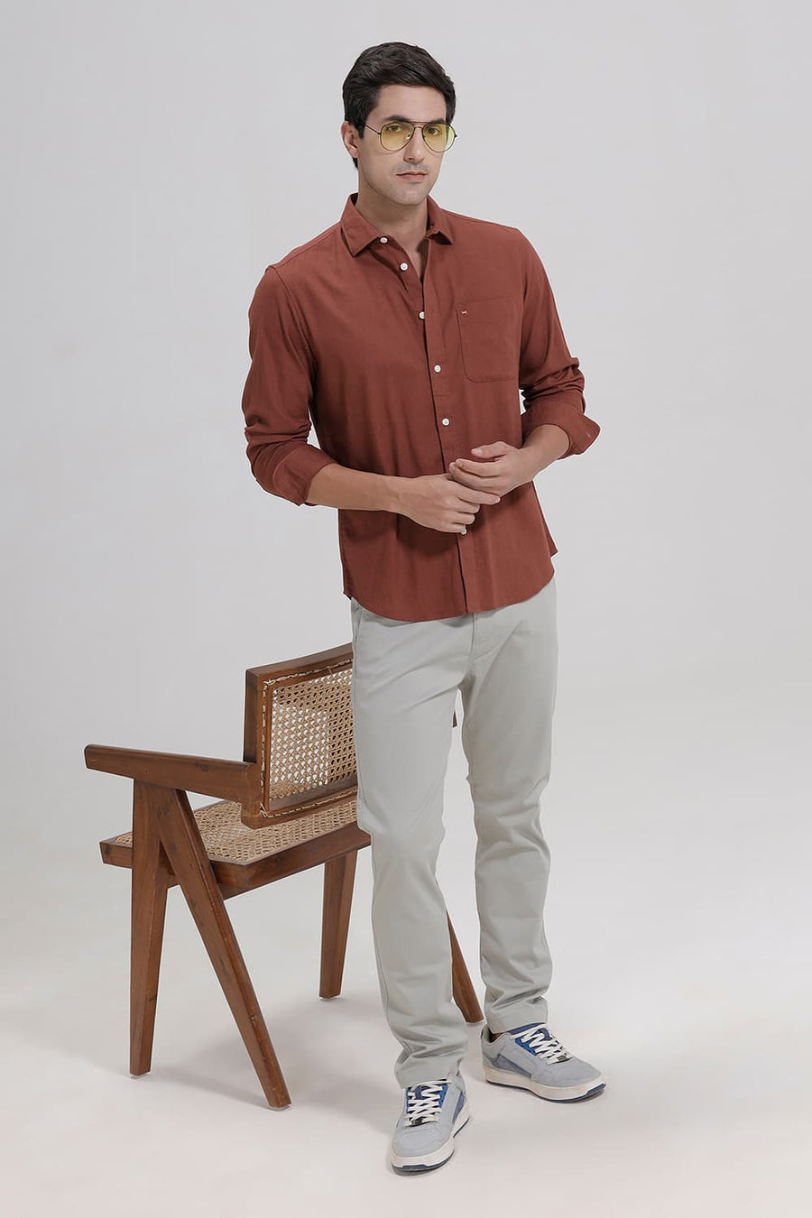 BASICS SLIM FIT ROASTED BRICK SLUB COTTON STRETCH SHIRT