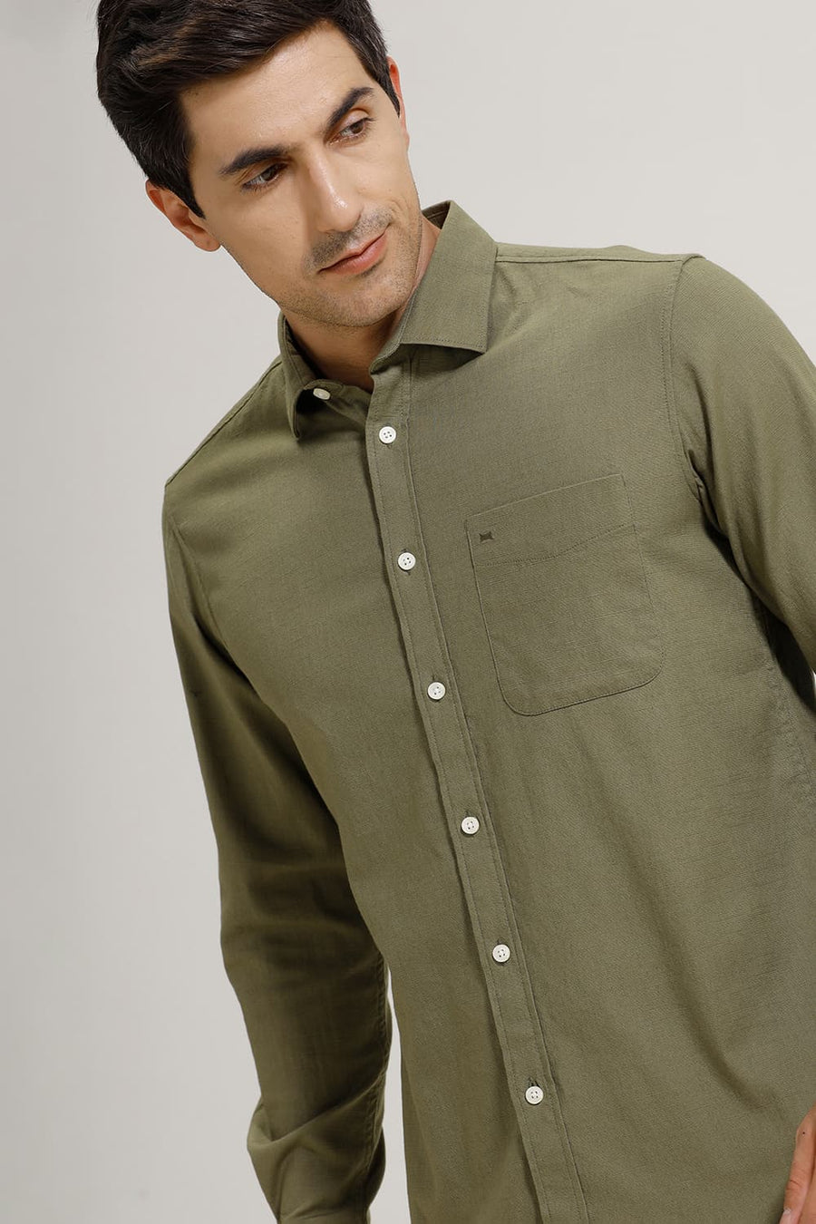 BASICS SLIM FIT OLIVE BRANCH SLUB COTTON STRETCH SHIRT