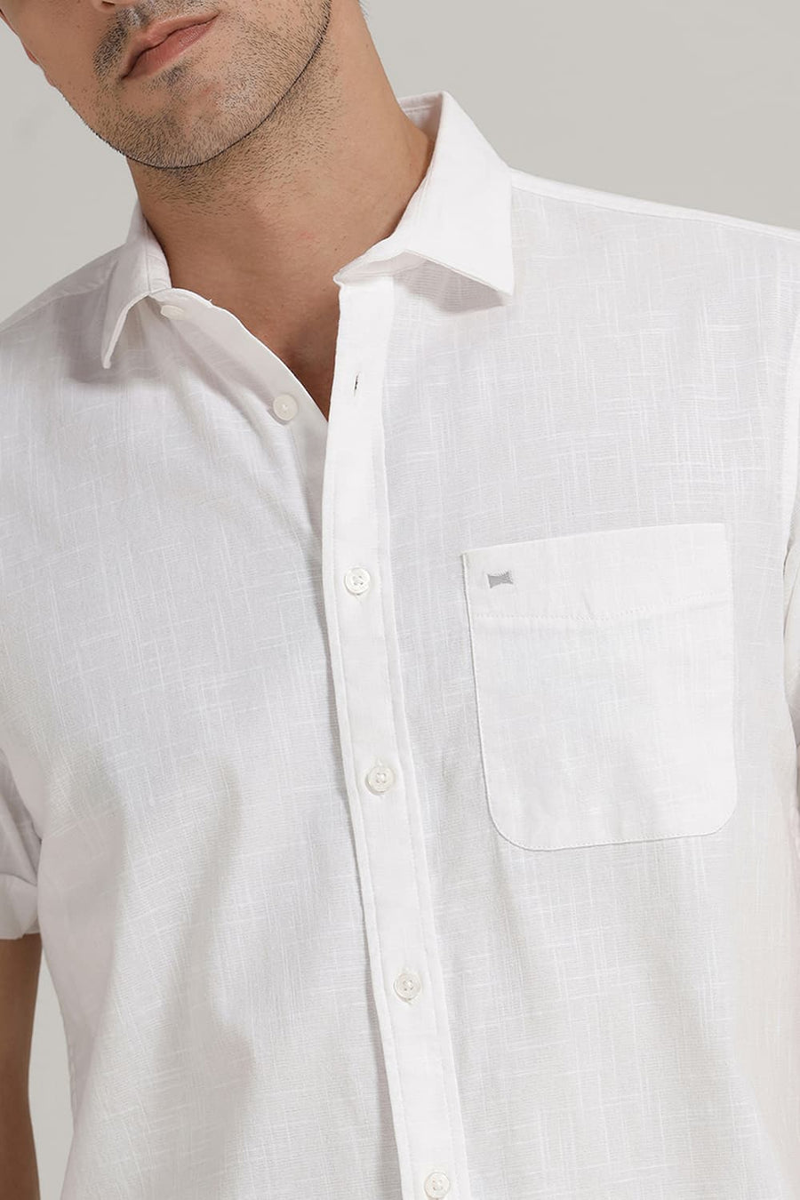 BASICS SLIM FIT LUCENT WHITE SLUB COTTON STRETCH HALFSLEEVES SHIRT