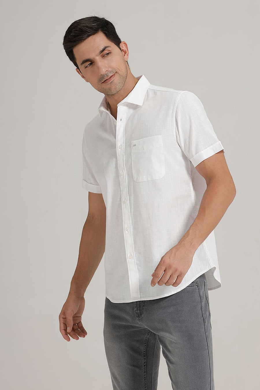 BASICS SLIM FIT LUCENT WHITE SLUB COTTON STRETCH HALFSLEEVES SHIRT